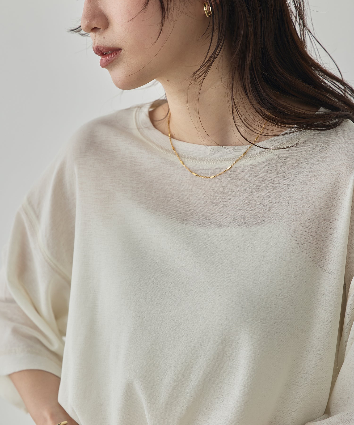 SHEER WAFFLE T-SHIRT WITH SUBTLE COLOR-BLOCKED STITCHING