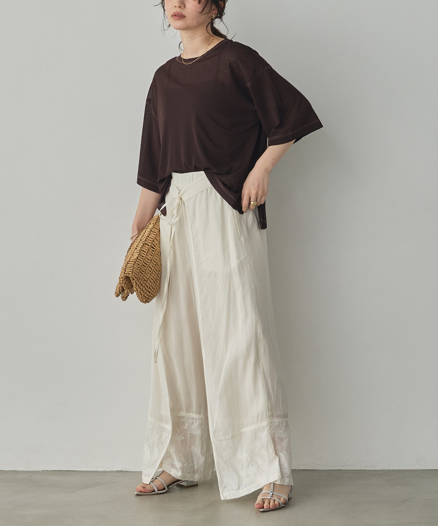 SHEER WAFFLE T-SHIRT WITH SUBTLE COLOR-BLOCKED STITCHING
