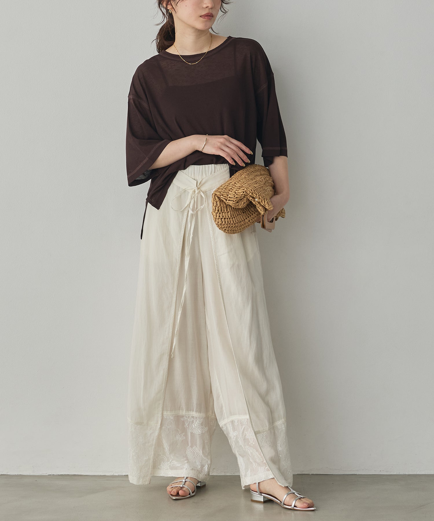 SHEER WAFFLE T-SHIRT WITH SUBTLE COLOR-BLOCKED STITCHING