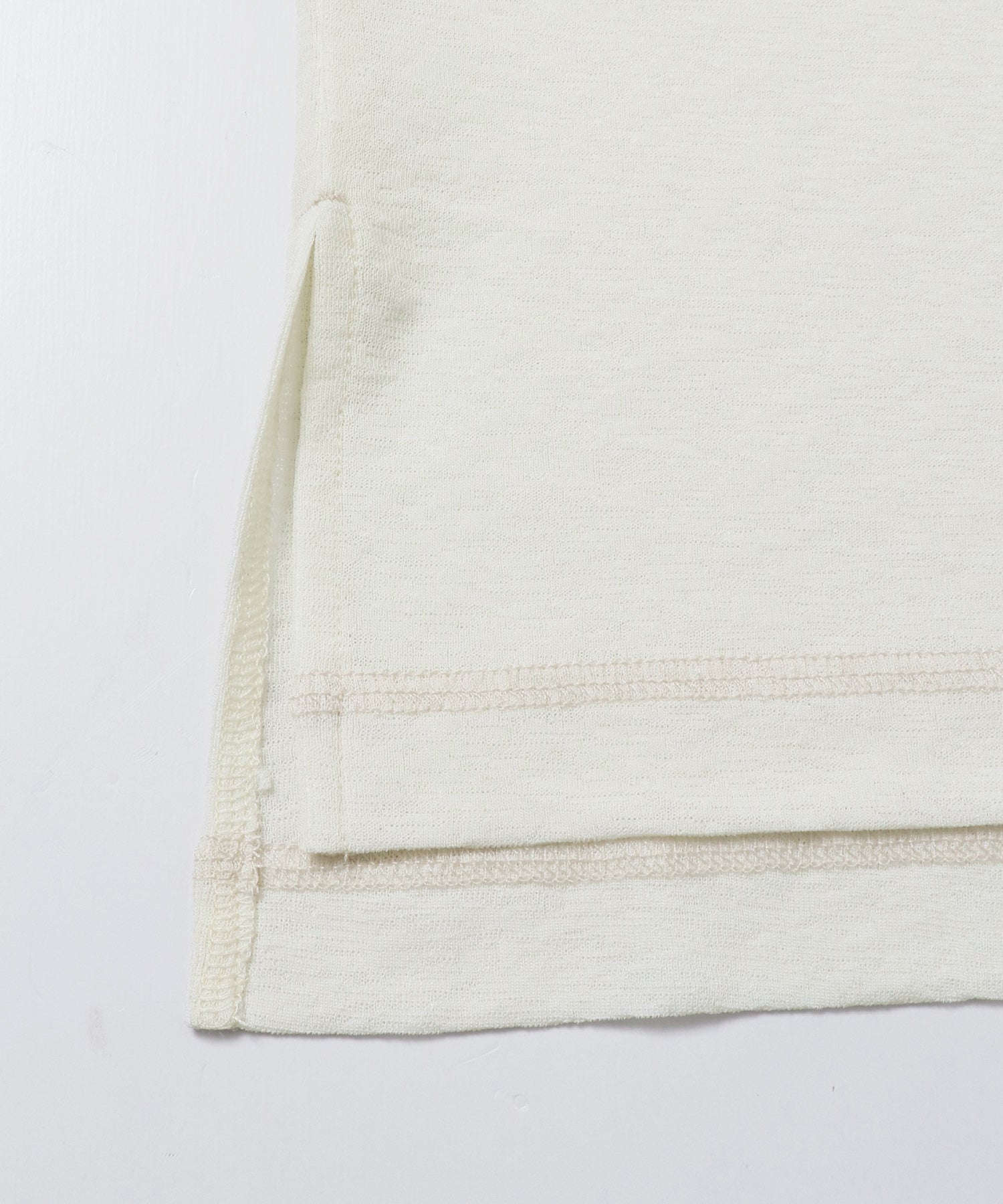 SHEER WAFFLE T-SHIRT WITH SUBTLE COLOR-BLOCKED STITCHING