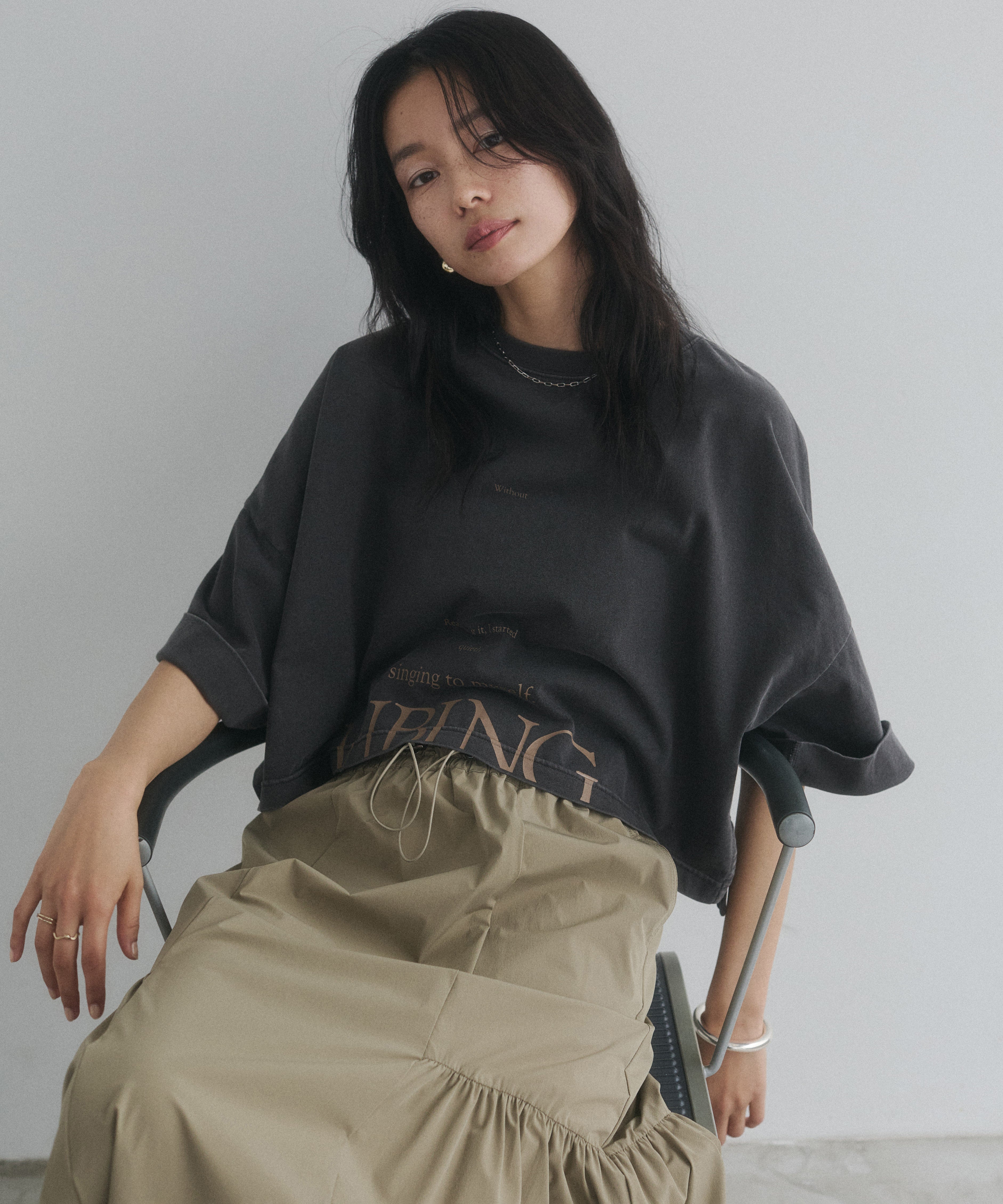 WIDE SHORT LOGO T-SHIRT