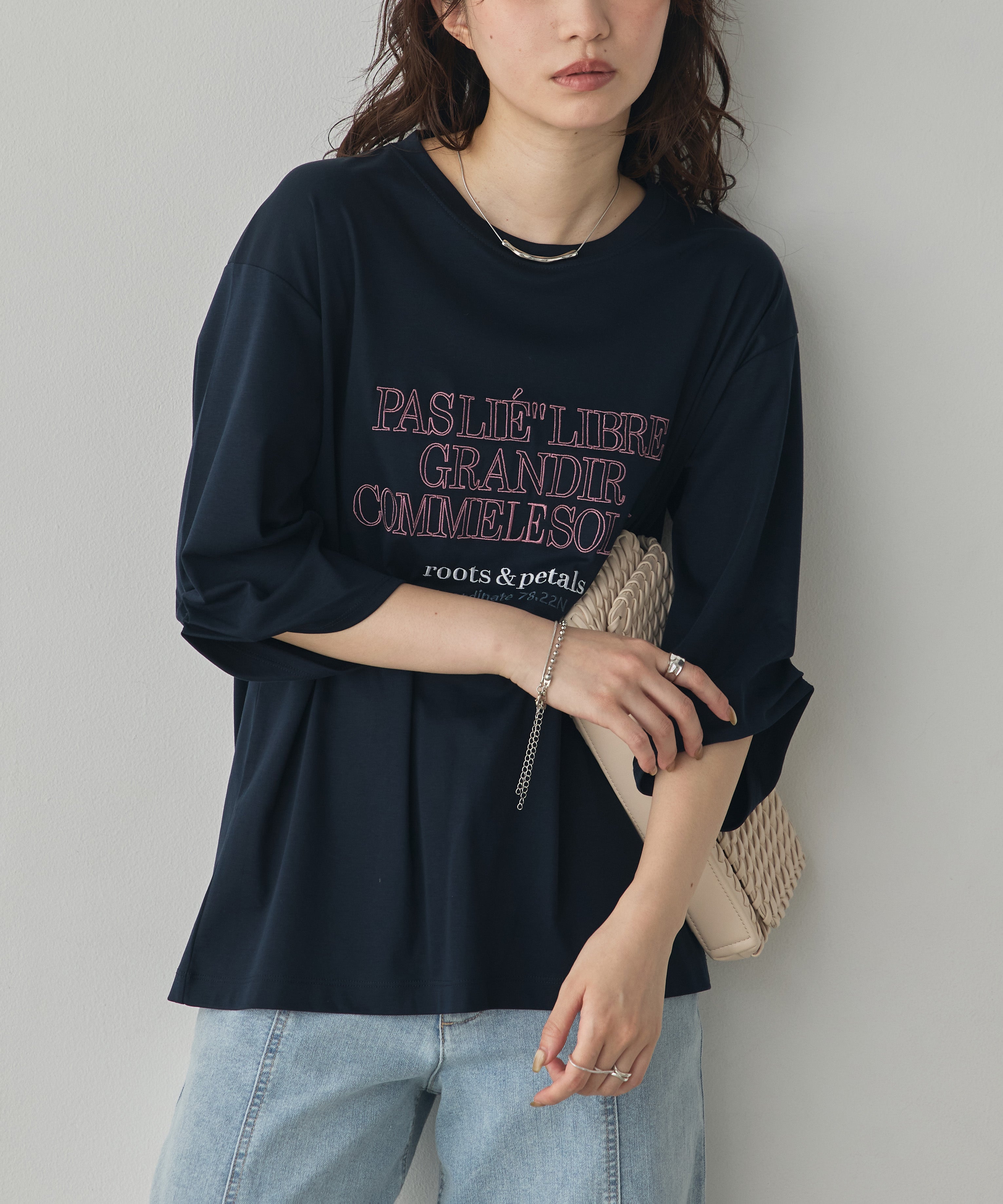 COMPACT SMOOTH EMBROIDERED LOGO T-SHIRT