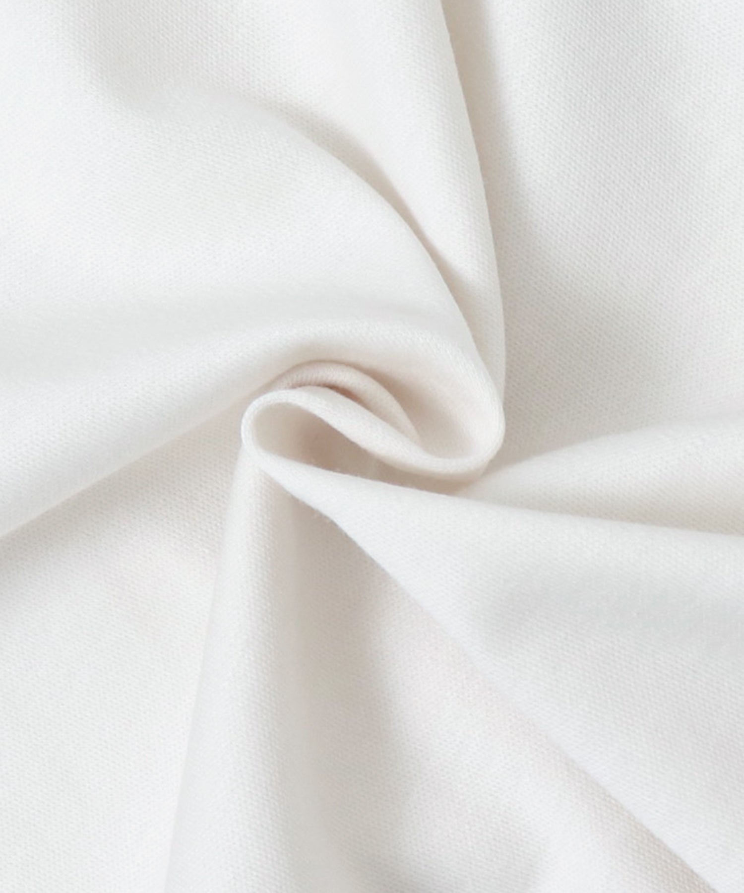 COMPACT SMOOTH ASYMMETRICAL LACE-DOCKED TOP