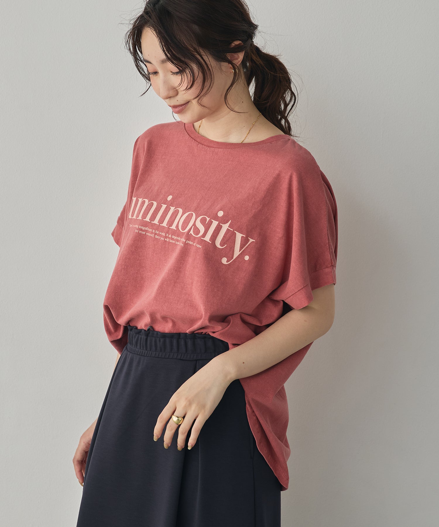 YARN-DYED PIGMENT LOGO T-SHIRT