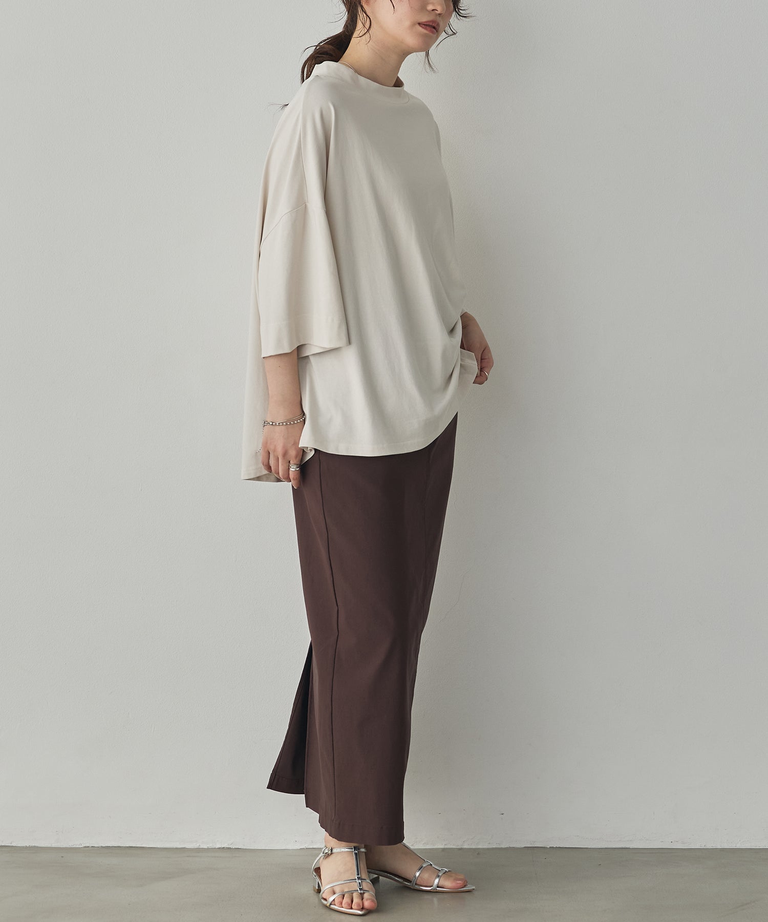 USA COTTON DESIGN-TUCK T-SHIRT
