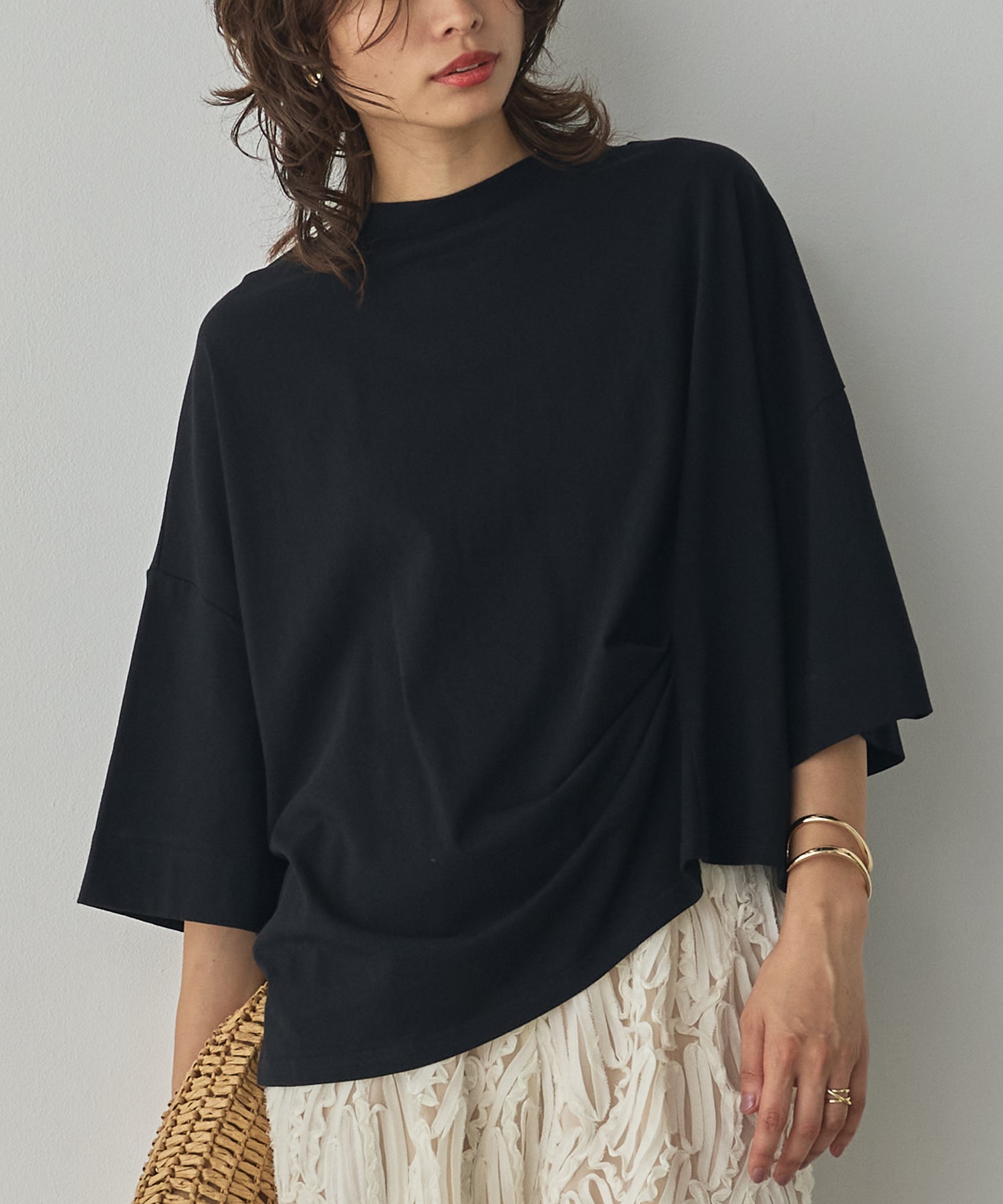 USA COTTON DESIGN-TUCK T-SHIRT