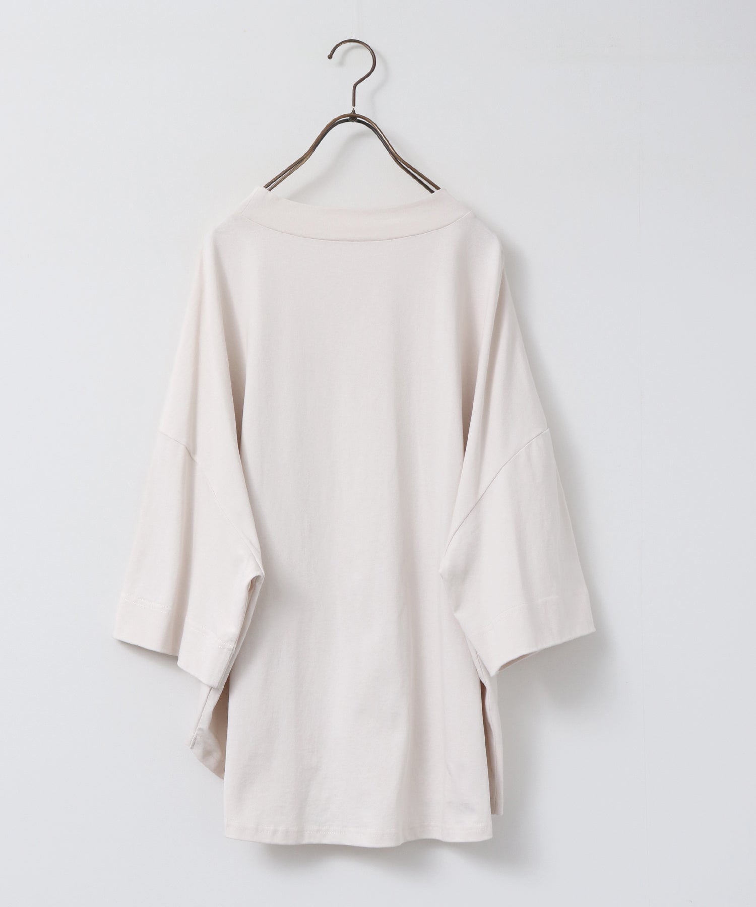 USA COTTON DESIGN-TUCK T-SHIRT