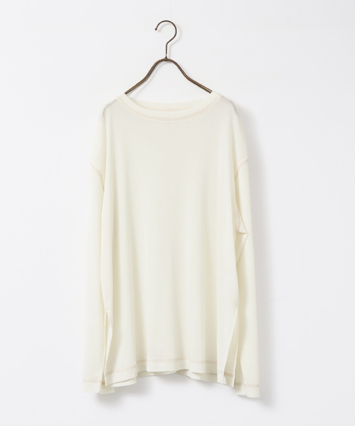 SHEER WAFFLE TOP WITH SUBTLE COLOUR-BLOCKED STITCHING