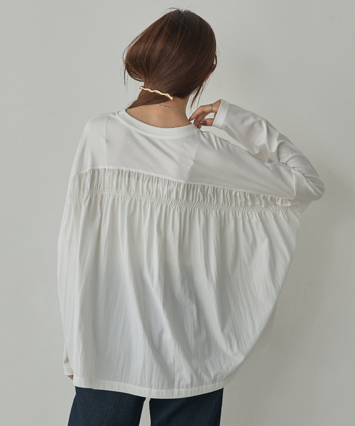 GATHERED-DESIGN DOCKING TOPS