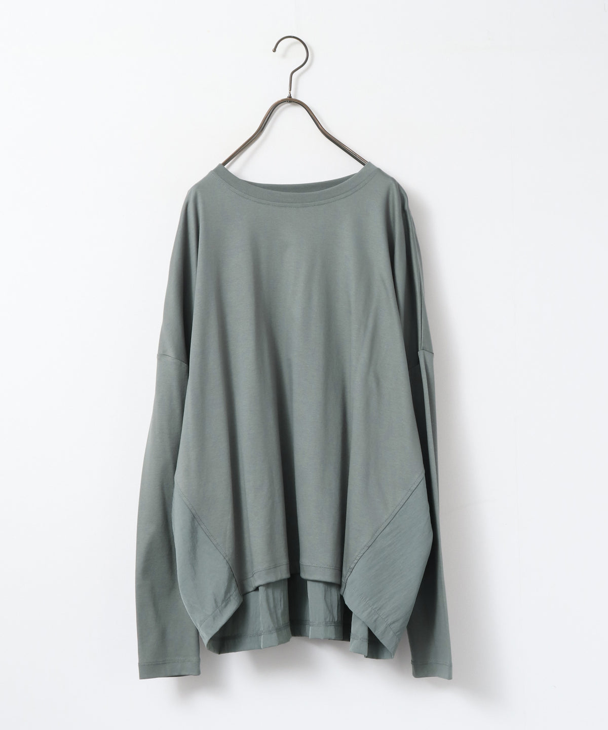 GATHERED-DESIGN DOCKING TOPS