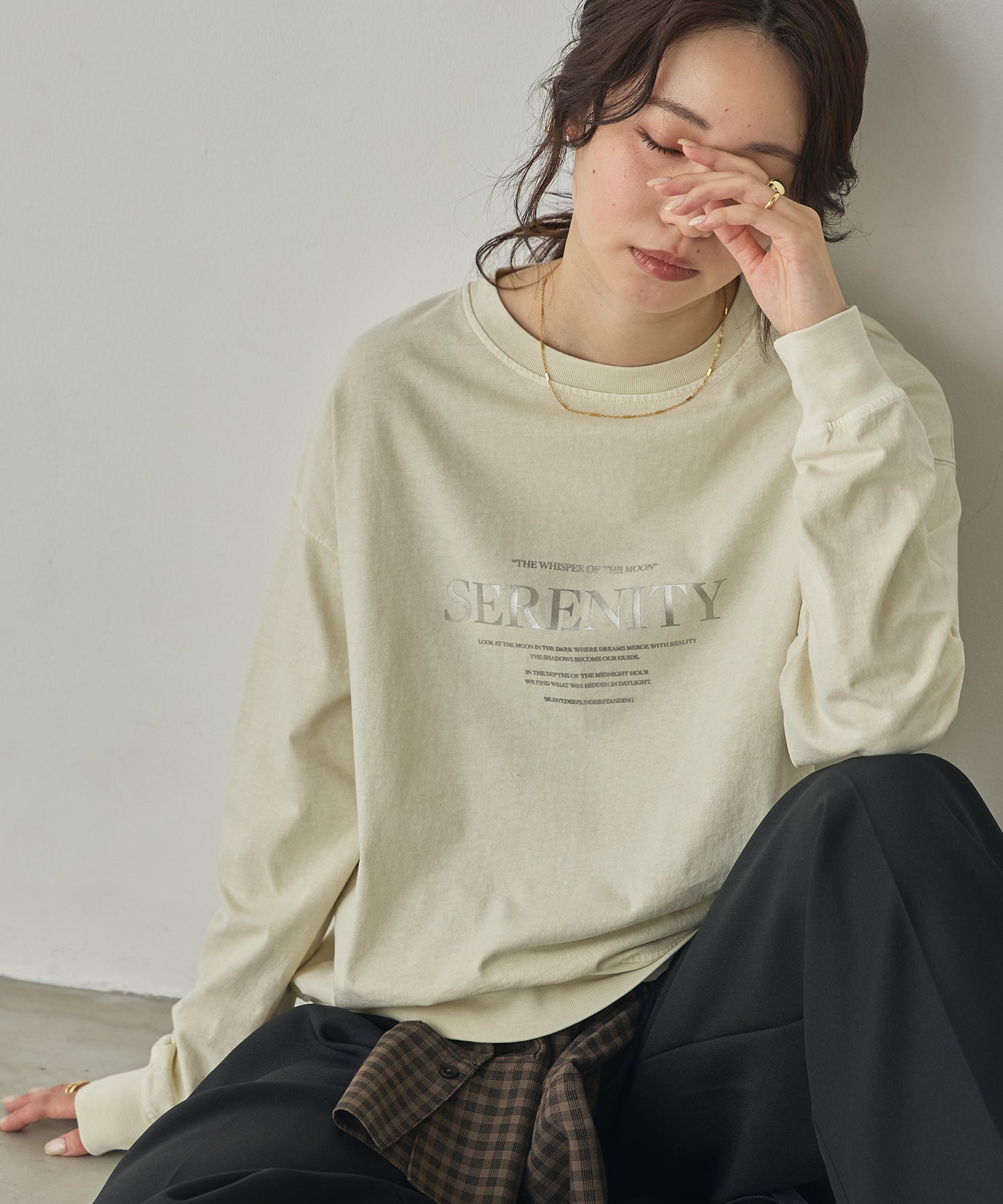VINTAGE-STYLE FOIL PRINT TOPS