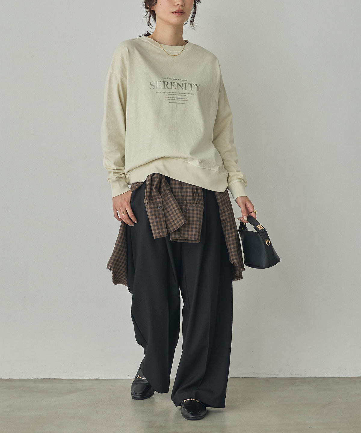 VINTAGE-STYLE FOIL PRINT TOPS