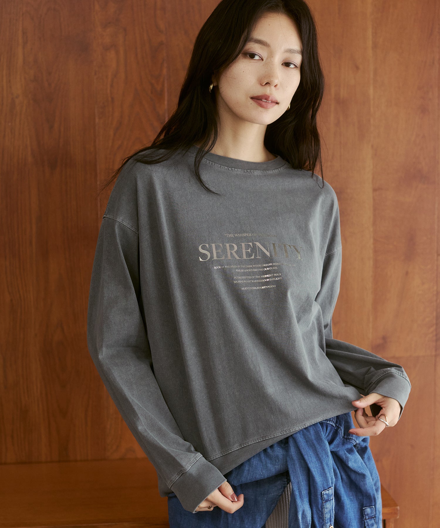 VINTAGE-STYLE FOIL PRINT TOPS
