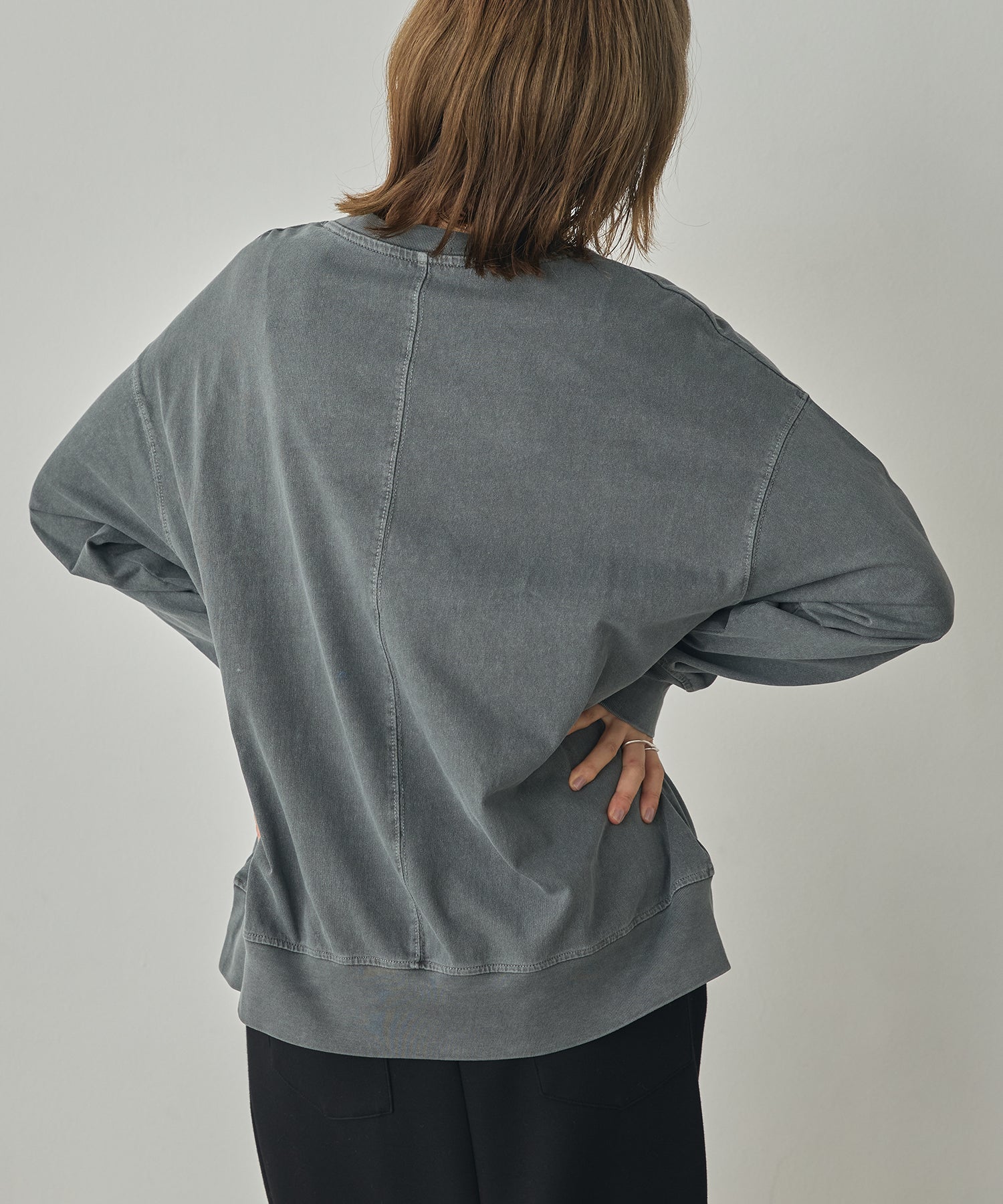 VINTAGE-STYLE FOIL PRINT TOPS