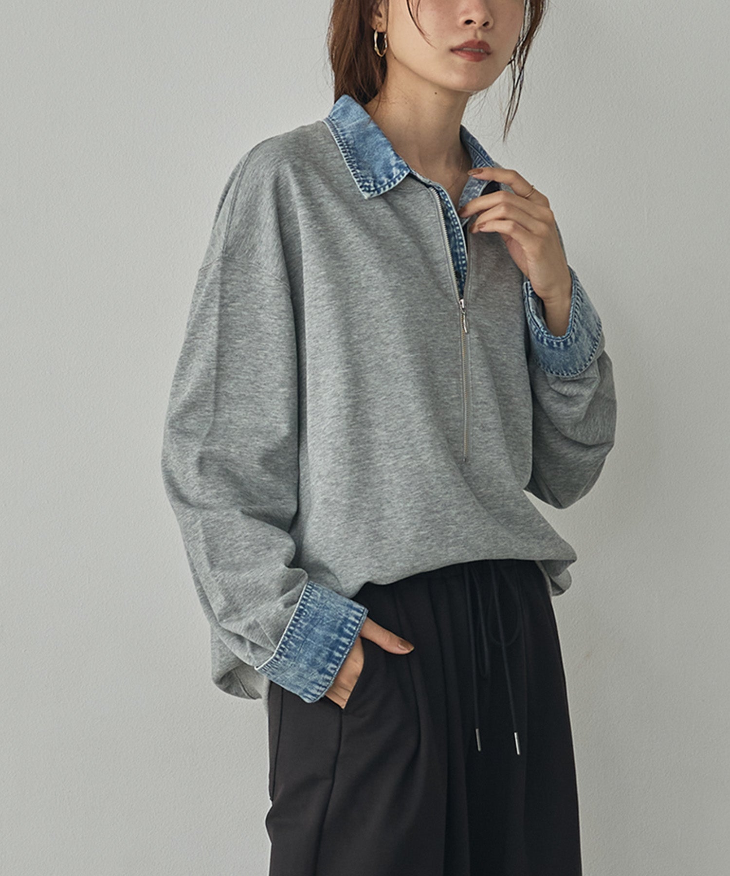 DENIM-COLLAR DOCKING FAKE-LAYERED TOP