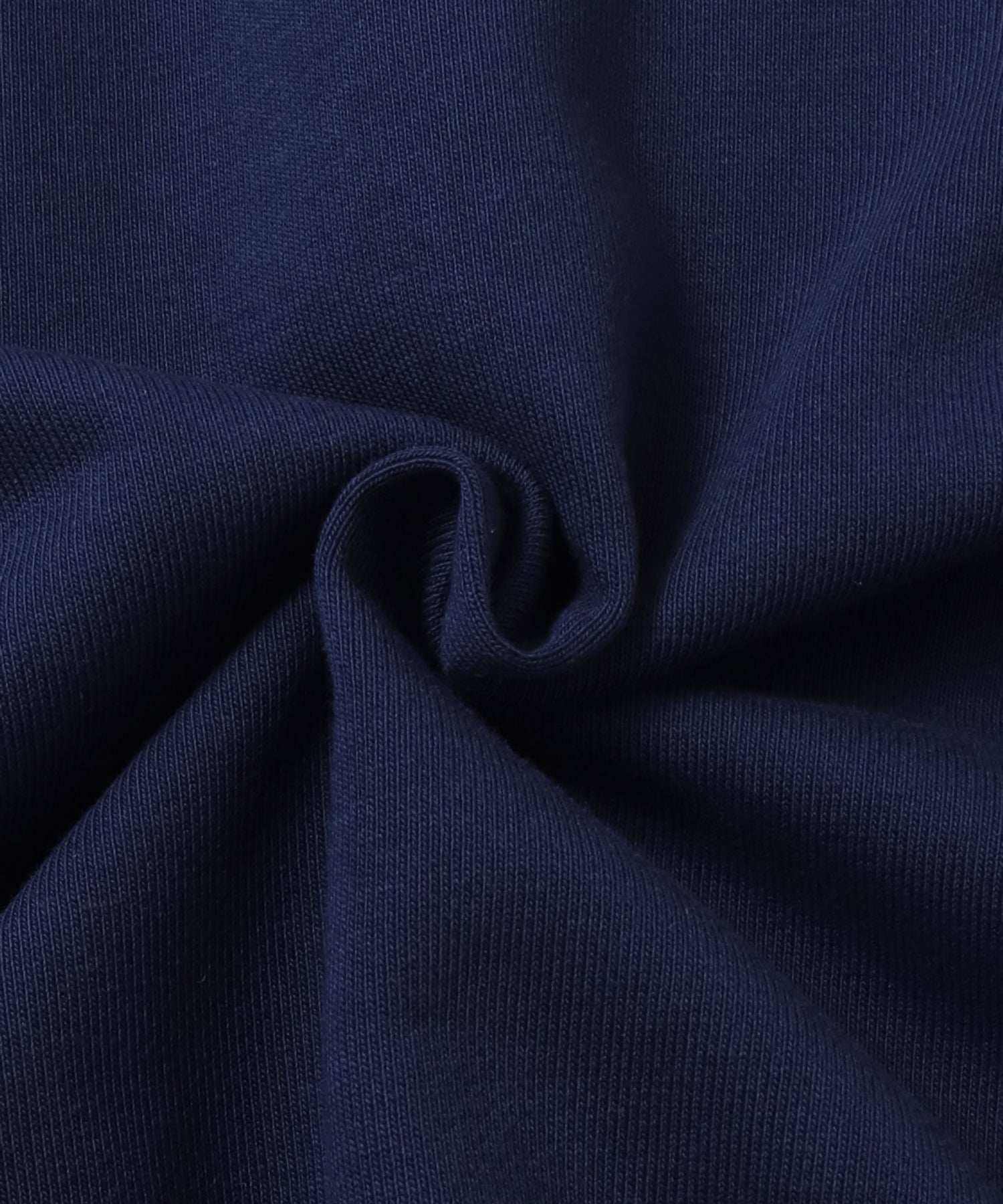 DENIM-COLLAR DOCKING FAKE-LAYERED TOP