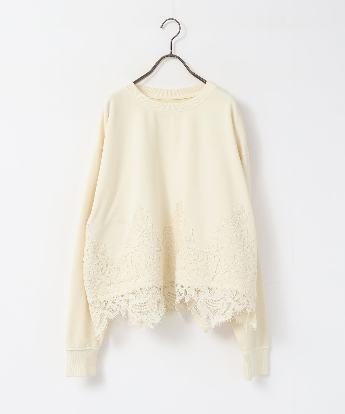 FLEECE-LINED LACE-DOCKED TOPS