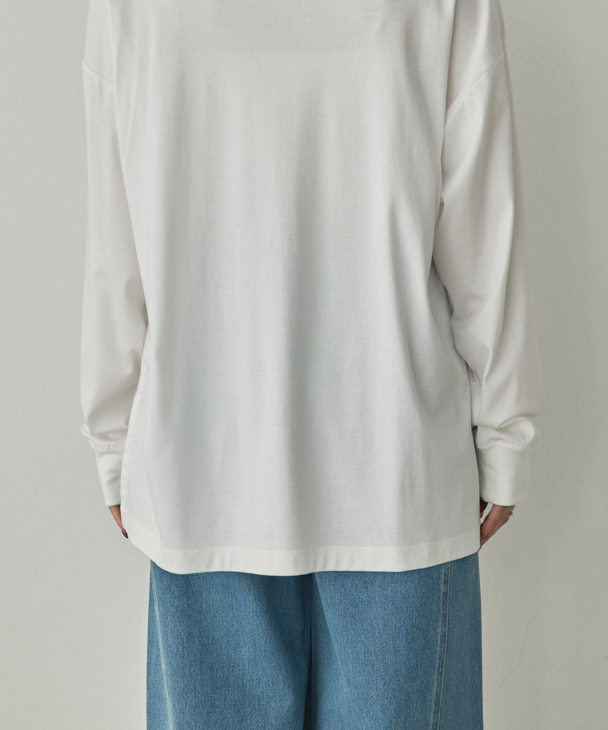 FOIL-PRINTED LONG-SLEEVE T-SHIRT