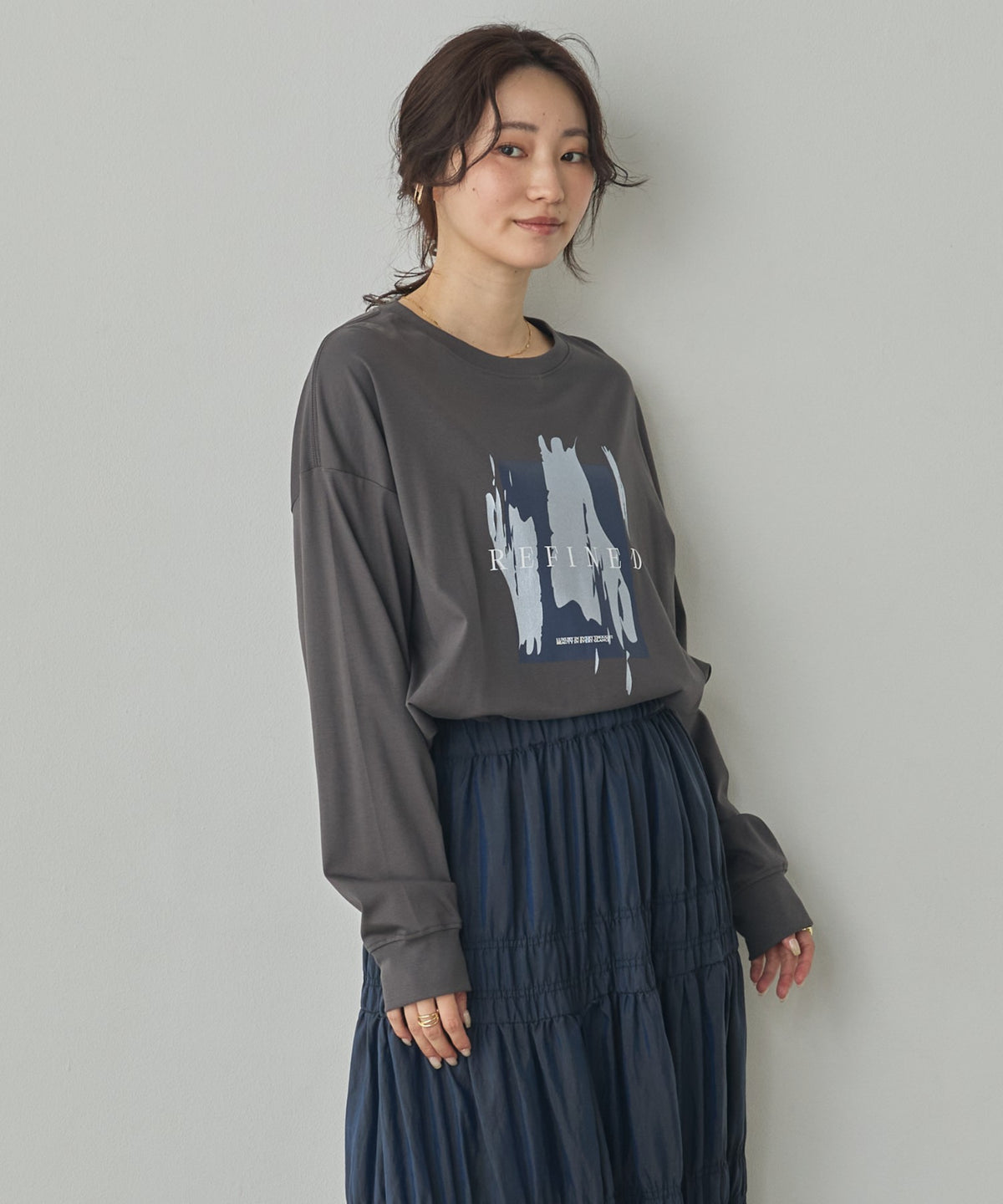 FOIL-PRINTED LONG-SLEEVE T-SHIRT
