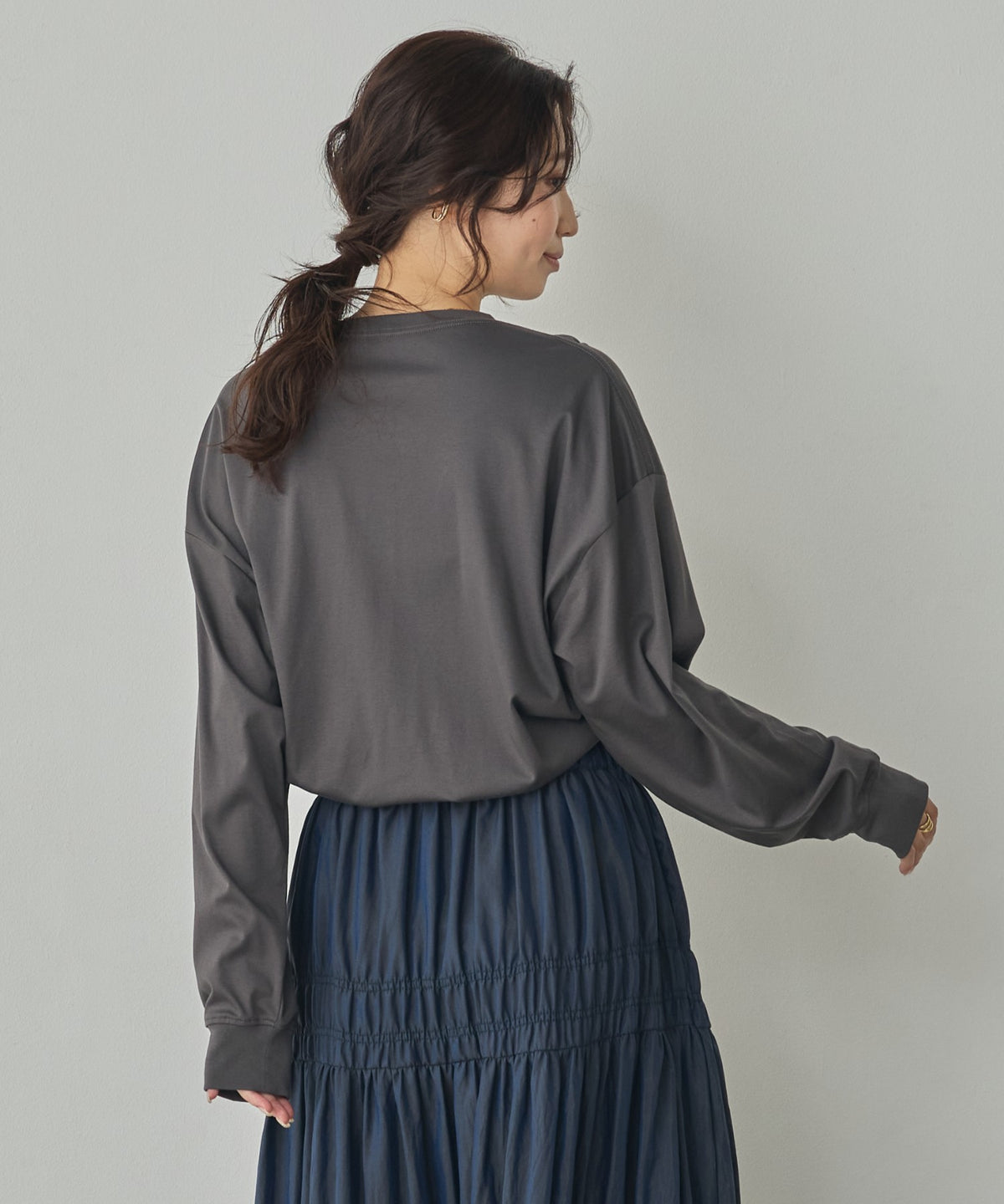 FOIL-PRINTED LONG-SLEEVE T-SHIRT