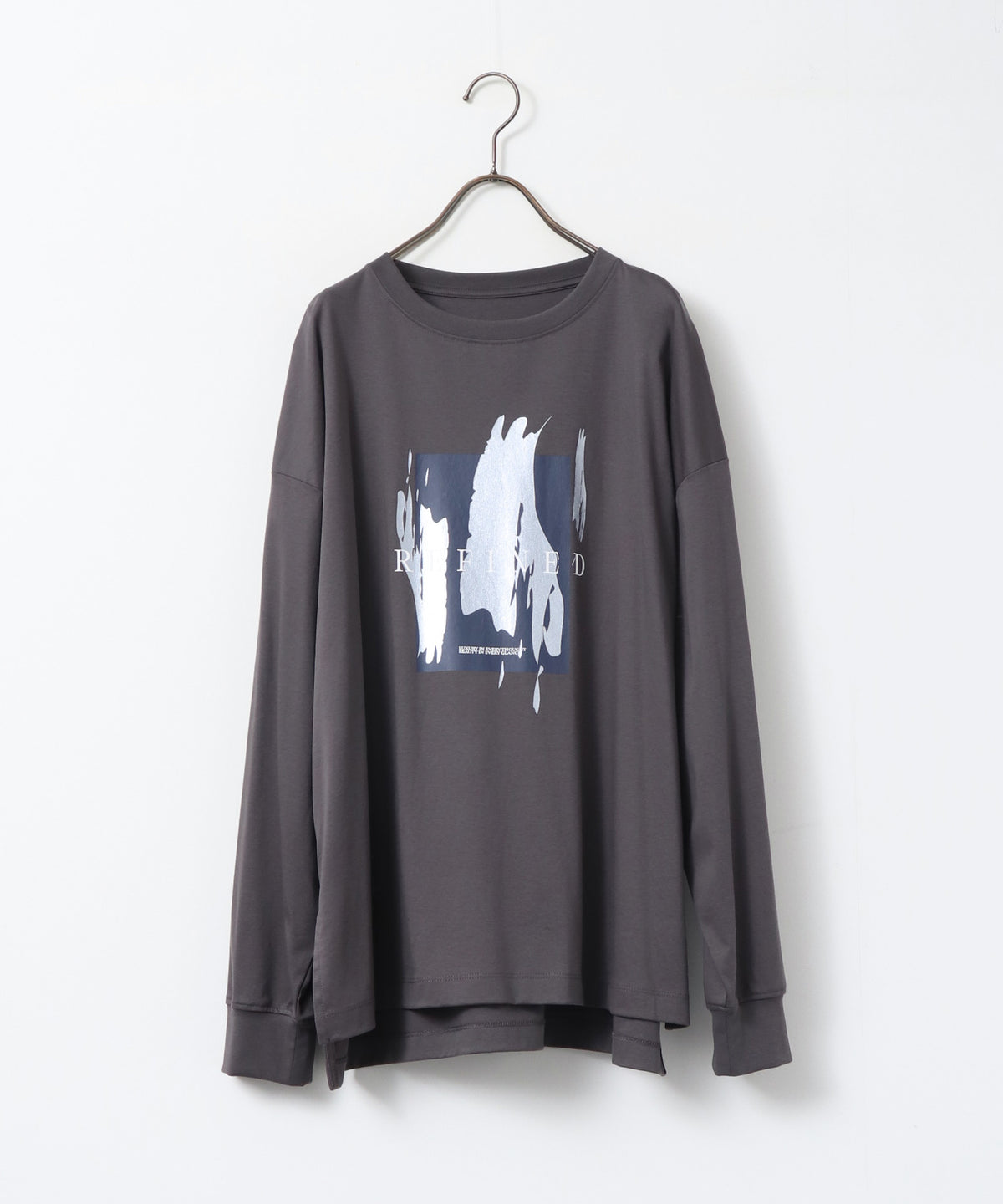 FOIL-PRINTED LONG-SLEEVE T-SHIRT