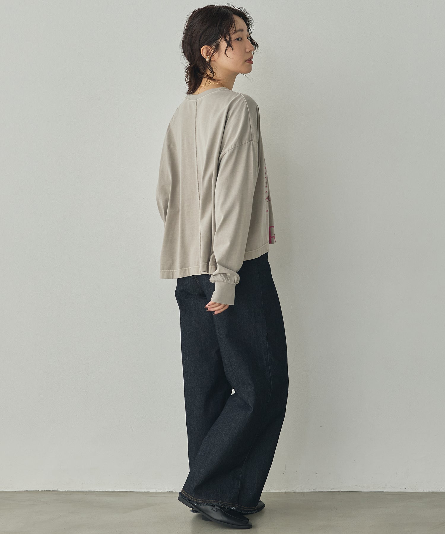 [PRE-ORDER]PIGMENT-DYED LOGO LONG T-SHIRT