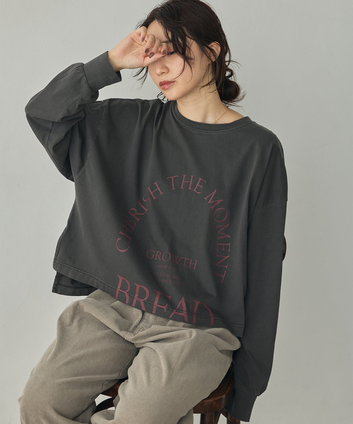 [PRE-ORDER]PIGMENT-DYED LOGO LONG T-SHIRT