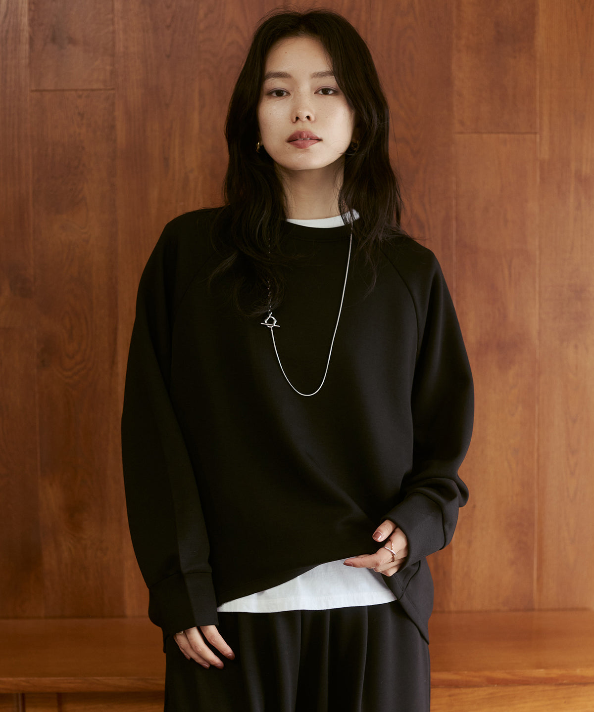 THICK CARDBOARD DOLMAN-SLEEVE TOPS