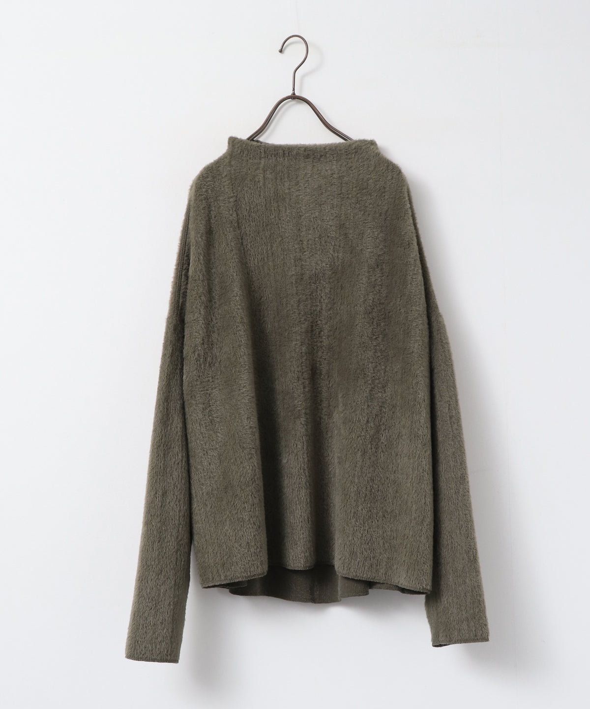 HIGH-NECK SHAGGY CRUISE TOP