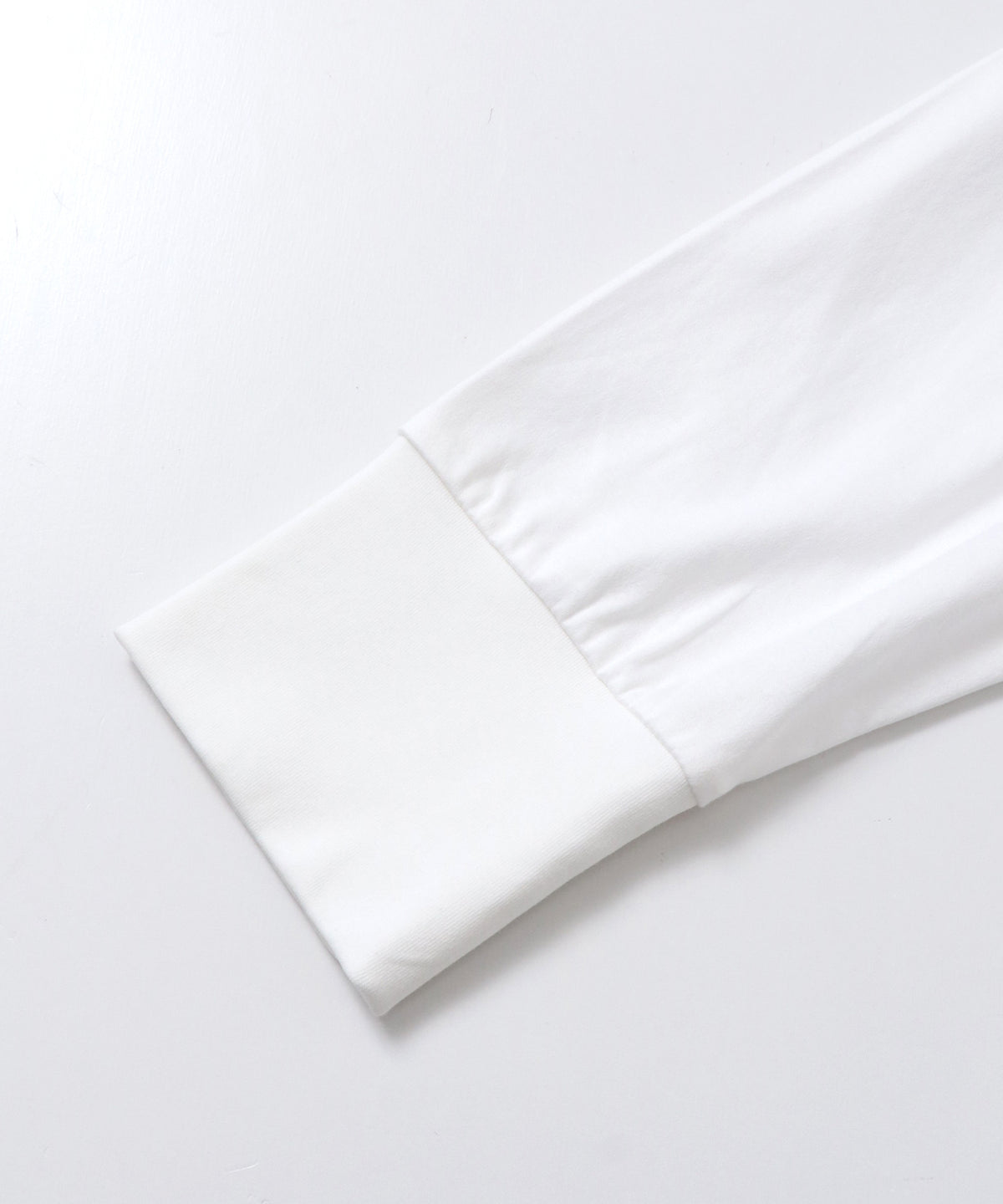 DOCKING DESIGN TOPS