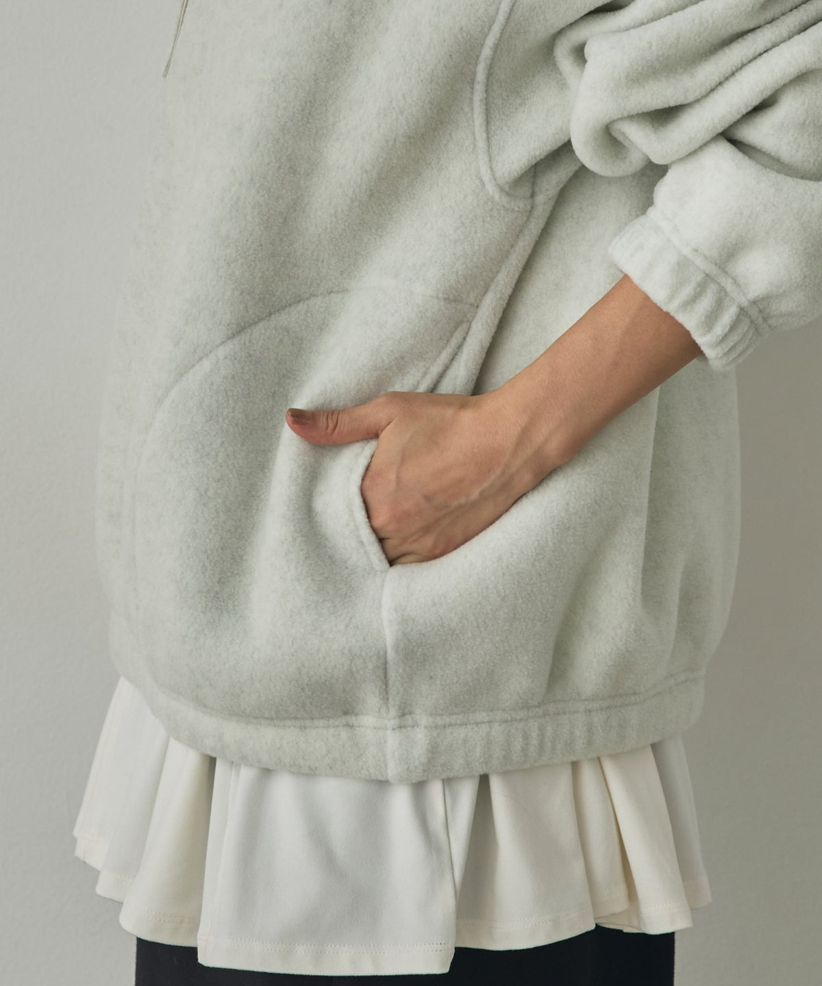 BOUCLÉ-CUT ANORAK TOPS