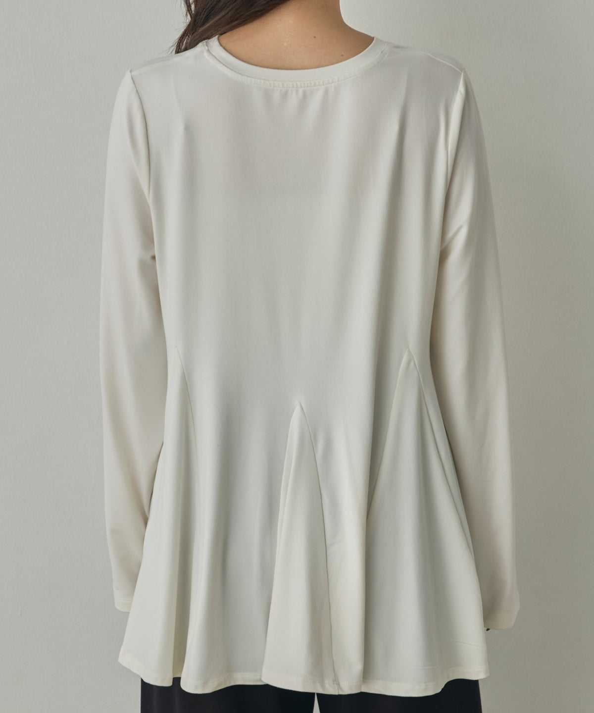 SOFT AND STRETCHY KNIT TOPS