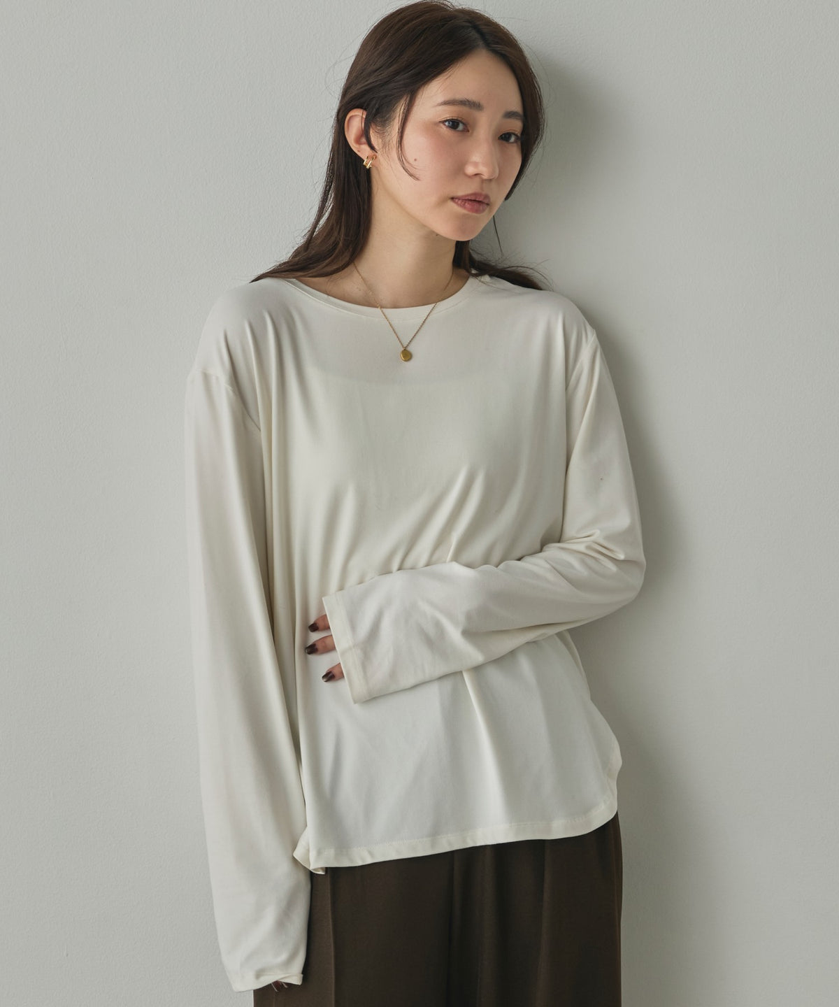 SOFT AND STRETCHY T-SHIRT: BASIC TOPS