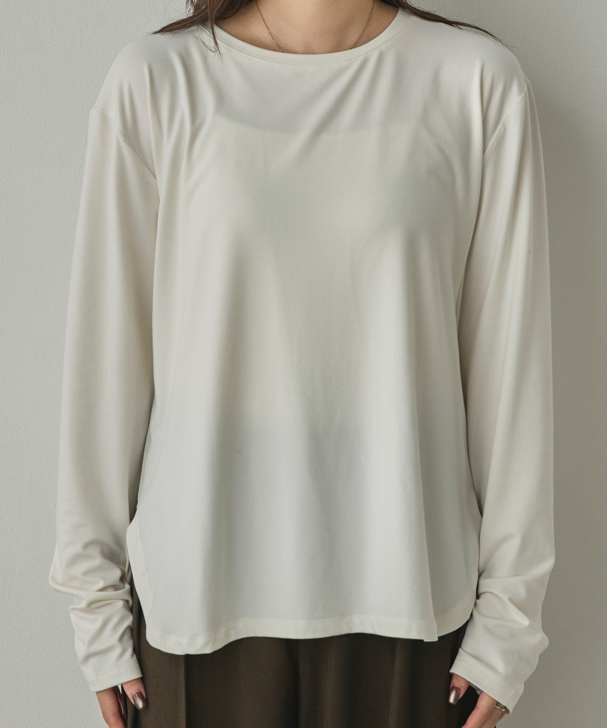 SOFT AND STRETCHY T-SHIRT: BASIC TOPS