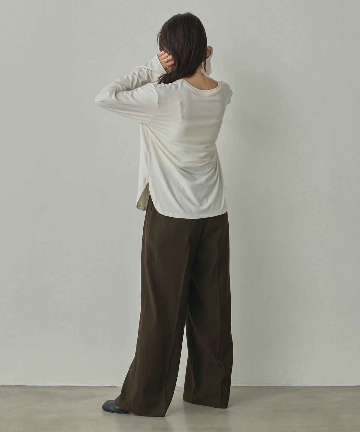 SOFT AND STRETCHY T-SHIRT: BASIC TOPS