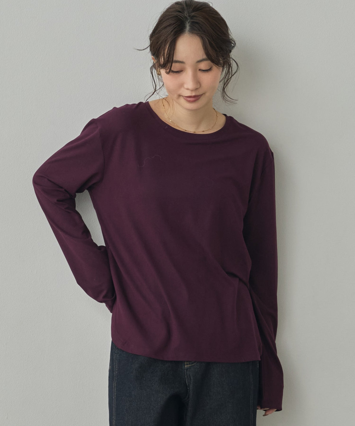 SOFT AND STRETCHY T-SHIRT: BASIC TOPS