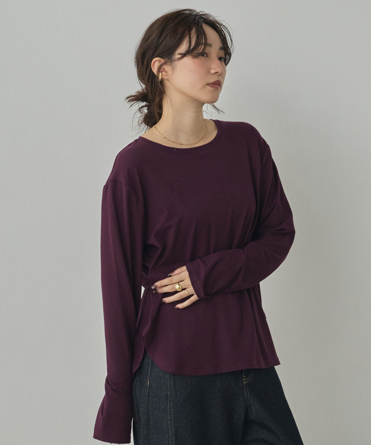 SOFT AND STRETCHY T-SHIRT: BASIC TOPS