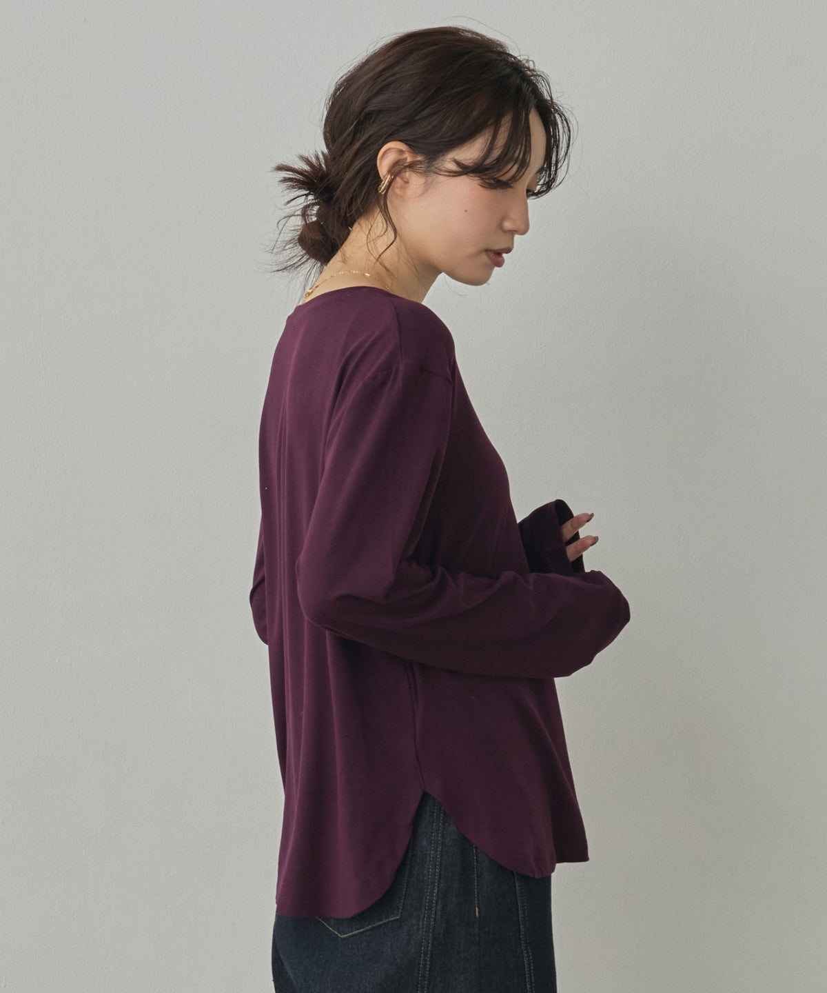 SOFT AND STRETCHY T-SHIRT: BASIC TOPS
