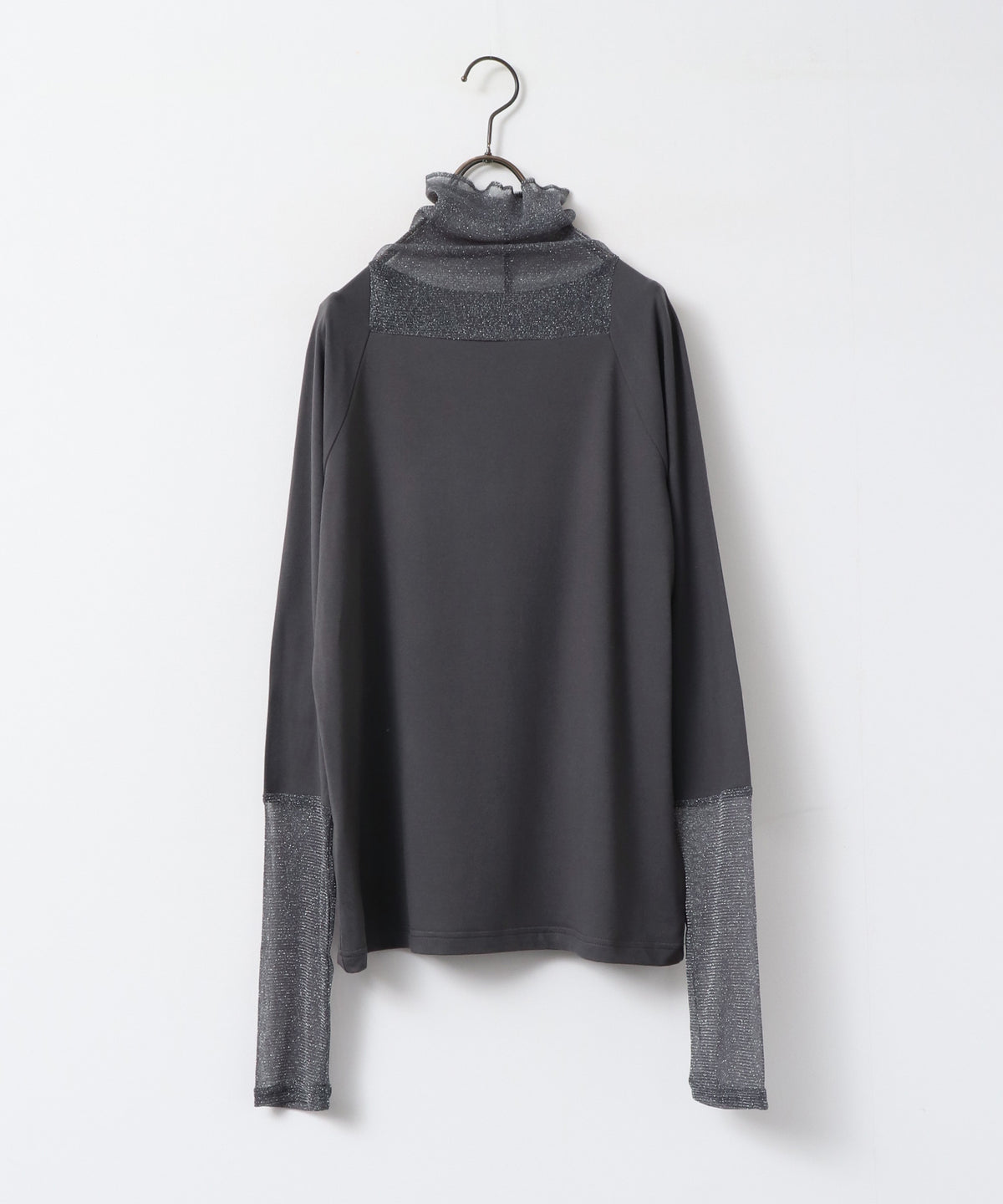 SOFT AND STRETCHY CUT-AND-SEW POWER-NET TOPS