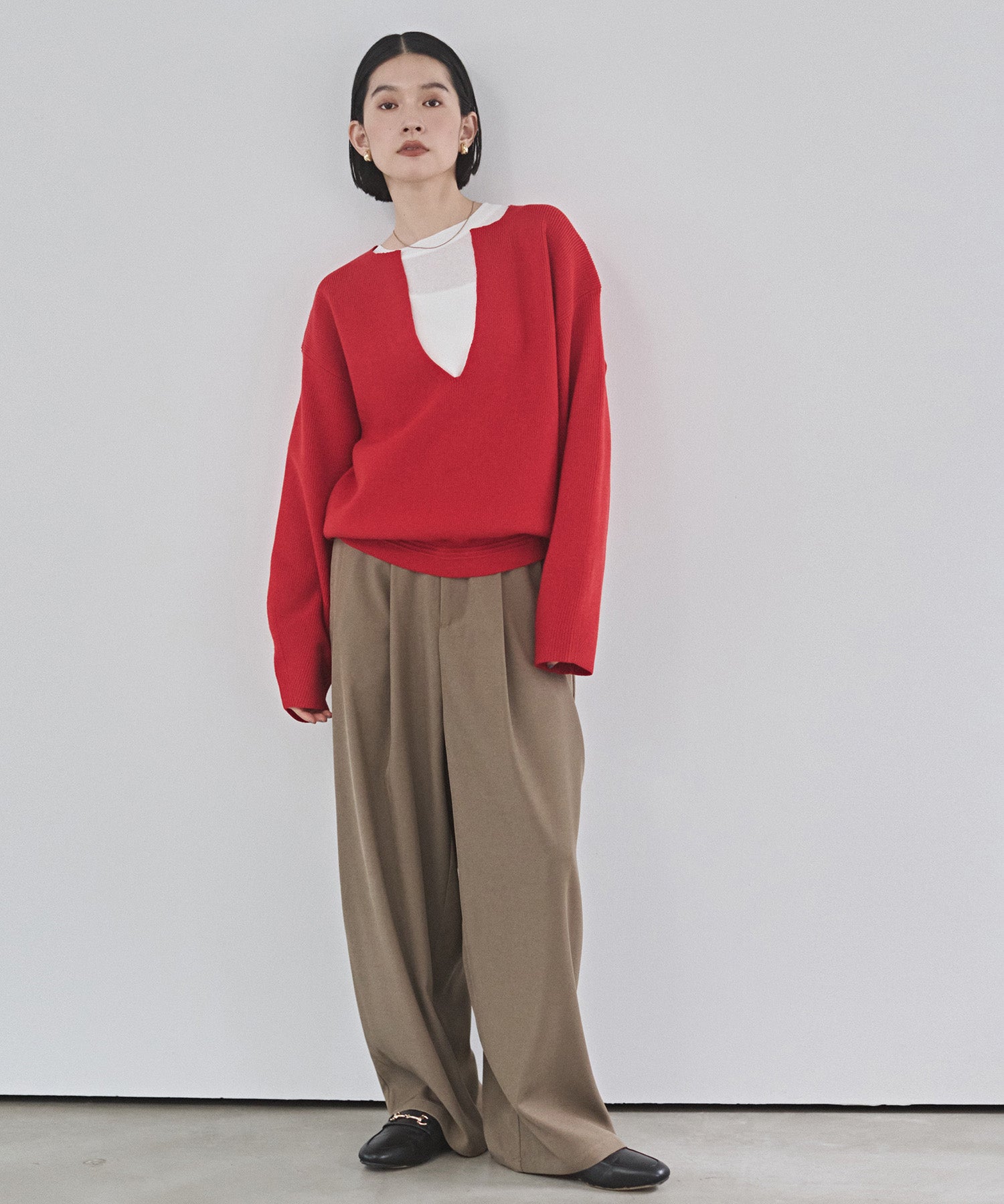 静電気防止】やわもちヤーン 深Vデザインニット