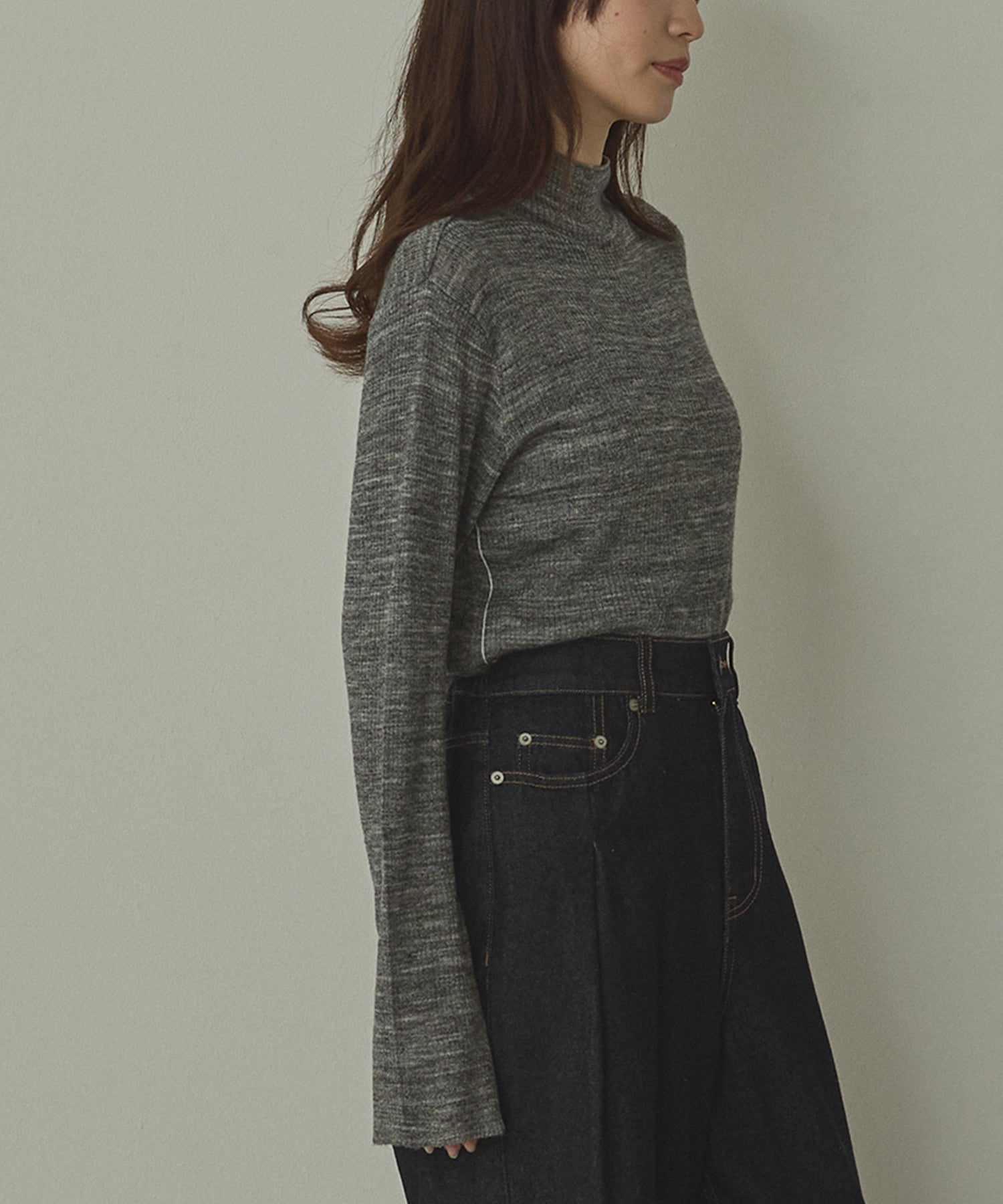 配色 タートルリブニット