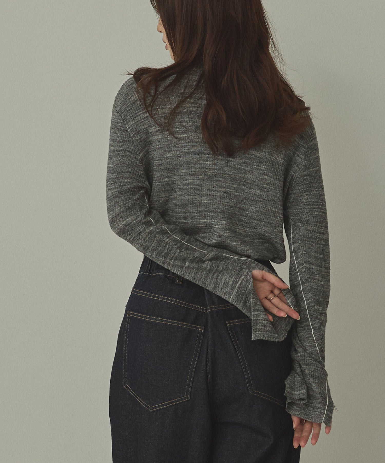 配色 タートルリブニット