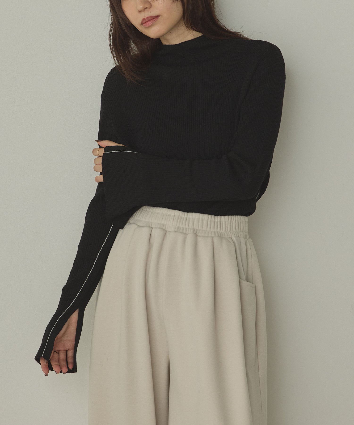 配色 タートルリブニット