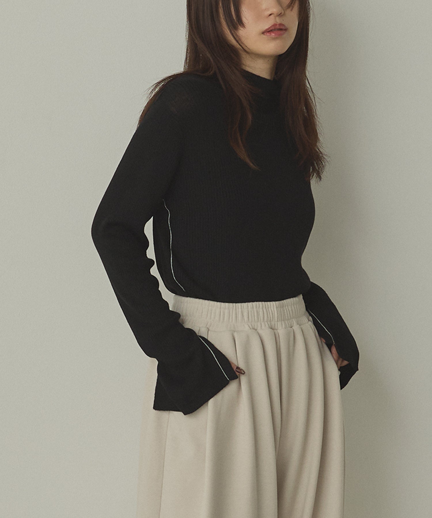 配色 タートルリブニット