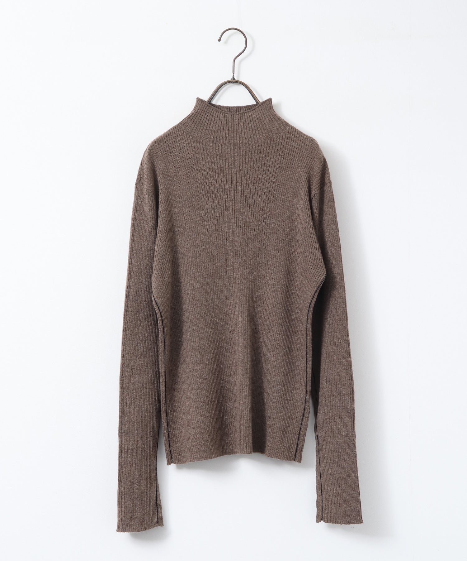 配色 タートルリブニット