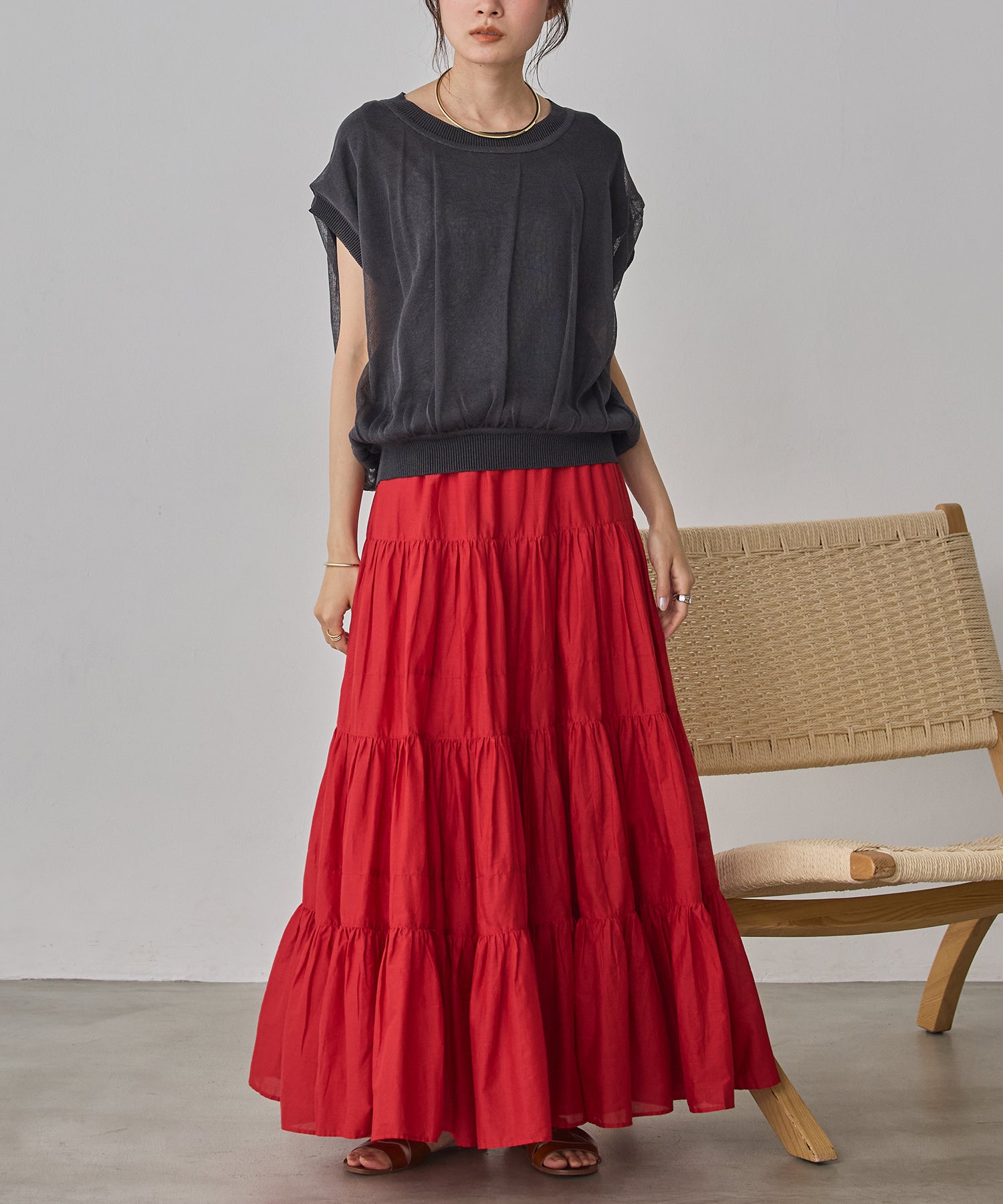 REVERSIBLE COLOR-BLOCK KNIT