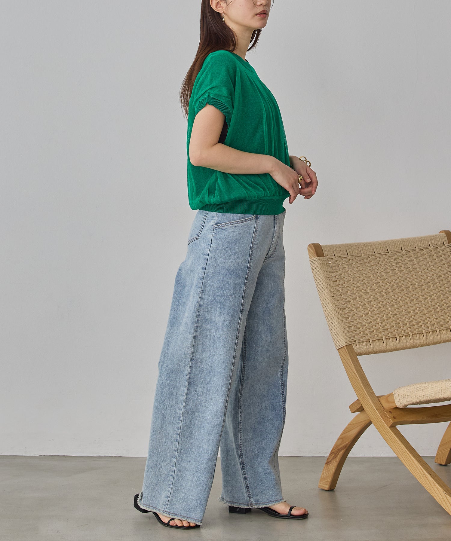 REVERSIBLE COLOR-BLOCK KNIT