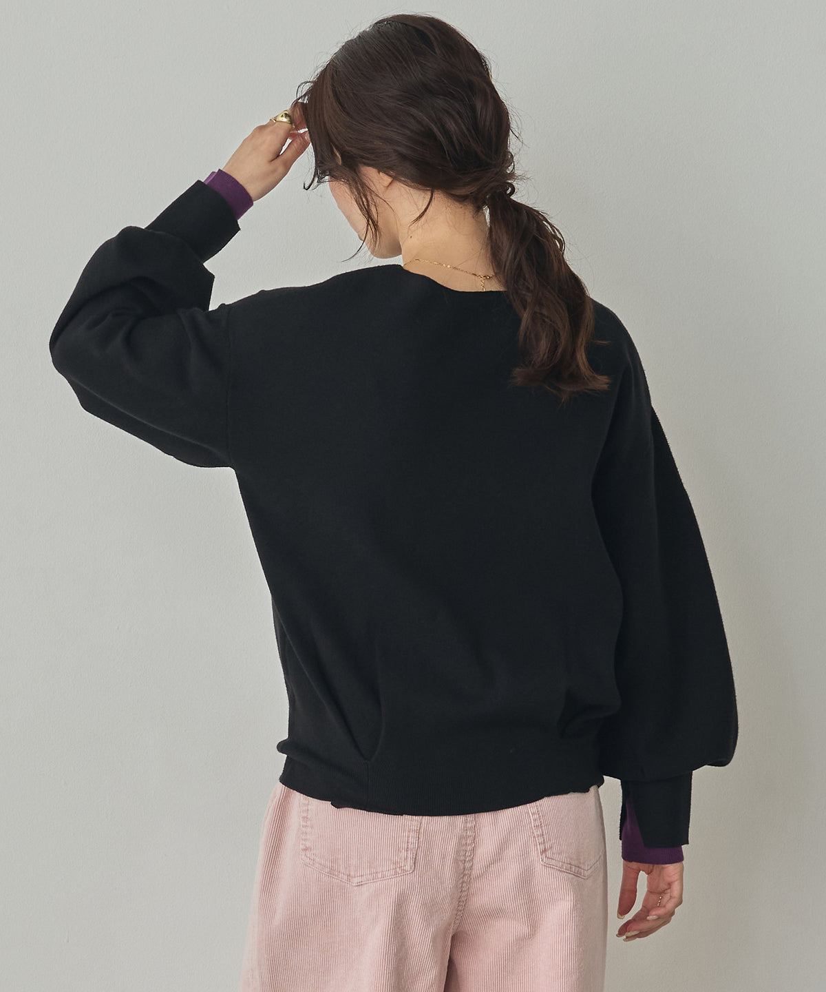 [ANTI-STATIC] YAWAMOCHI YARN PUFFY-SLEEVE COLOR-BLOCK KNIT
