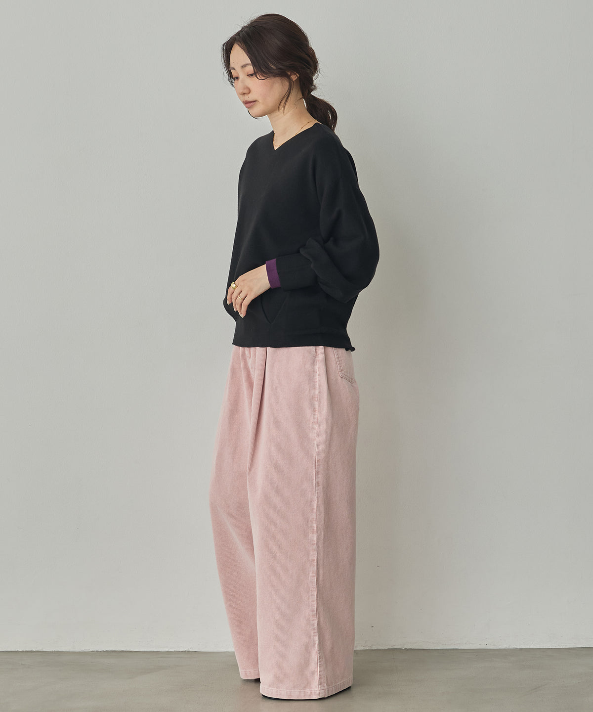 [ANTI-STATIC] YAWAMOCHI YARN PUFFY-SLEEVE COLOR-BLOCK KNIT