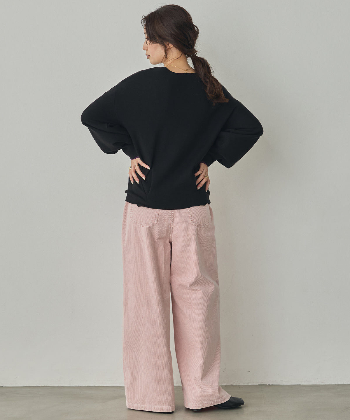 [ANTI-STATIC] YAWAMOCHI YARN PUFFY-SLEEVE COLOR-BLOCK KNIT
